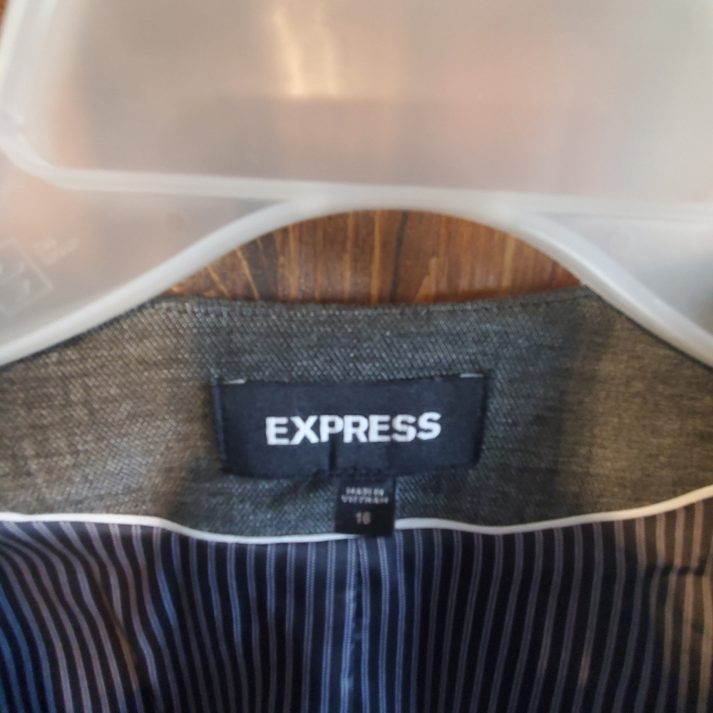 Express jacket - Picture 3 of 3